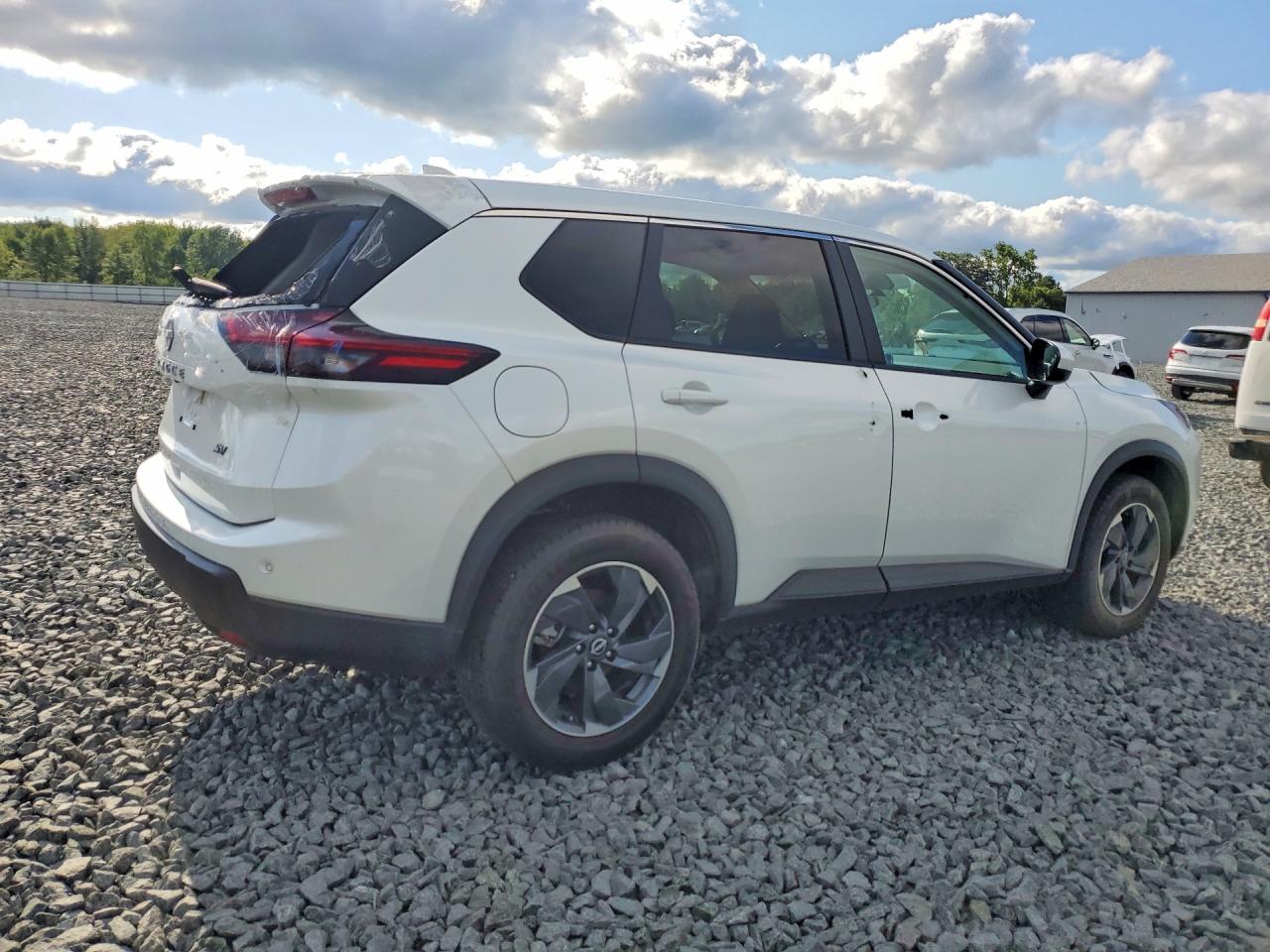 2024 NISSAN ROGUE SV — снимка 3