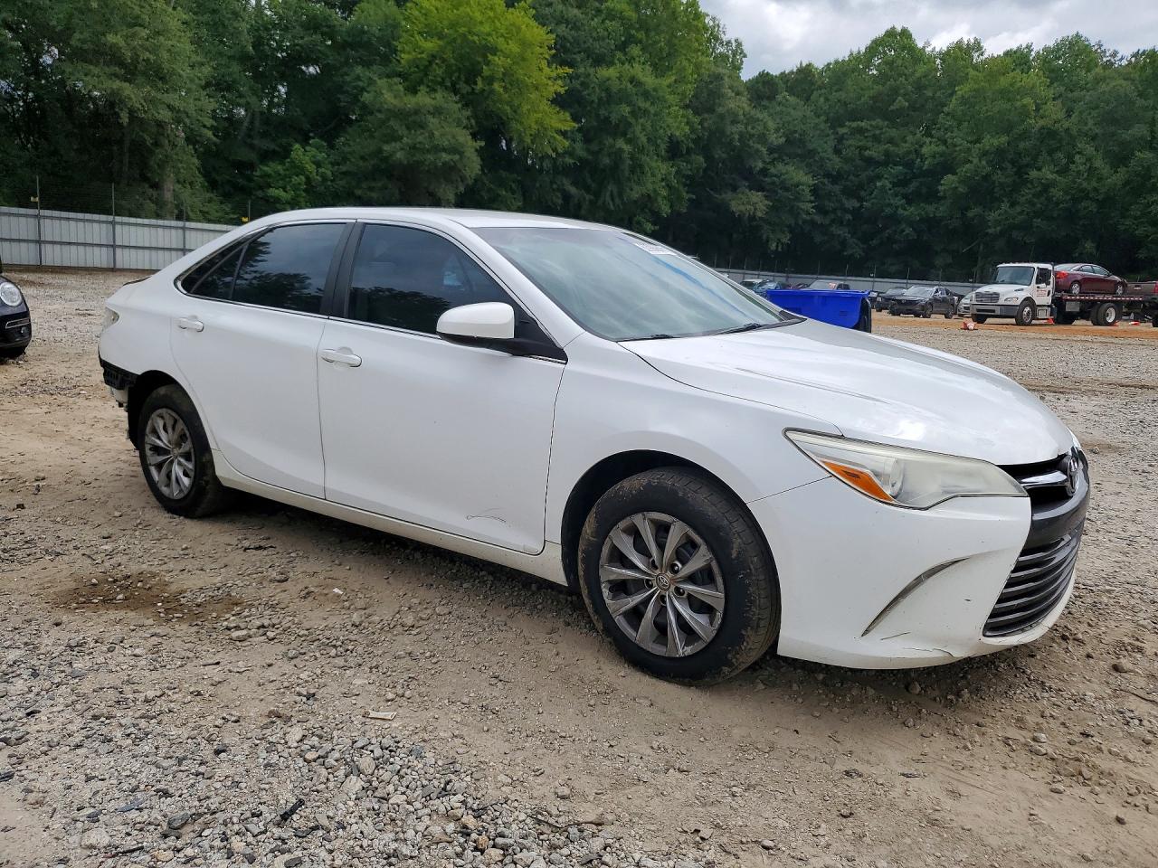 2017 TOYOTA CAMRY LE — снимка 4