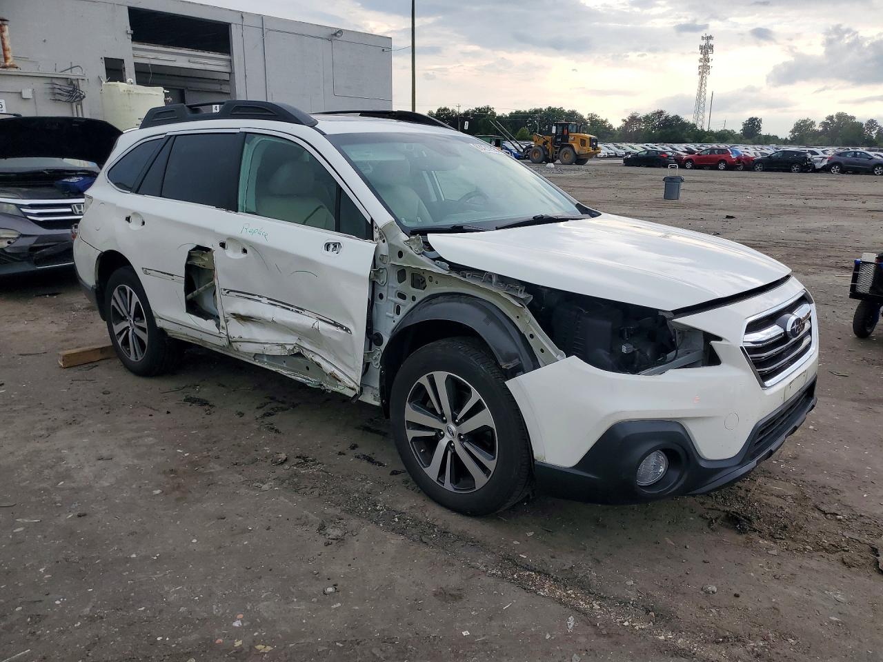 2018 SUBARU OUTBACK 3.6R LIMITED — снимка 4