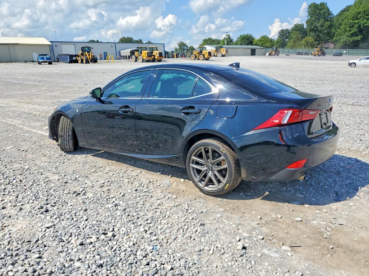 2016 LEXUS IS 350 — снимка 2