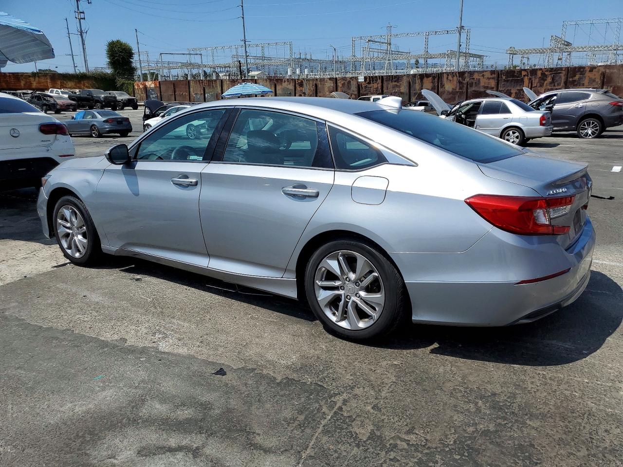 2018 HONDA ACCORD LX — снимка 2