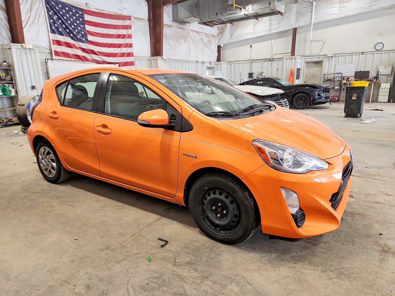2015 TOYOTA PRIUS C THREE — снимка 4