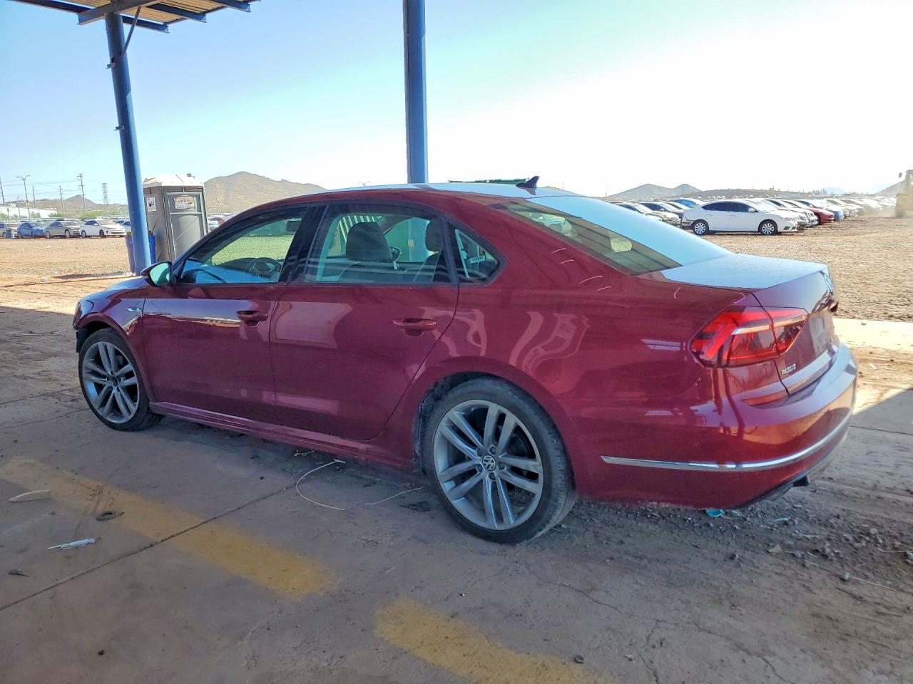 2018 VOLKSWAGEN PASSAT S — снимка 2