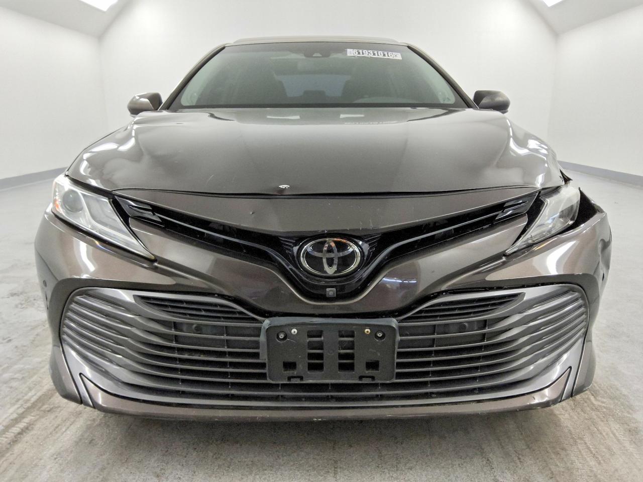 2018 TOYOTA CAMRY XLE V6 — снимка 5
