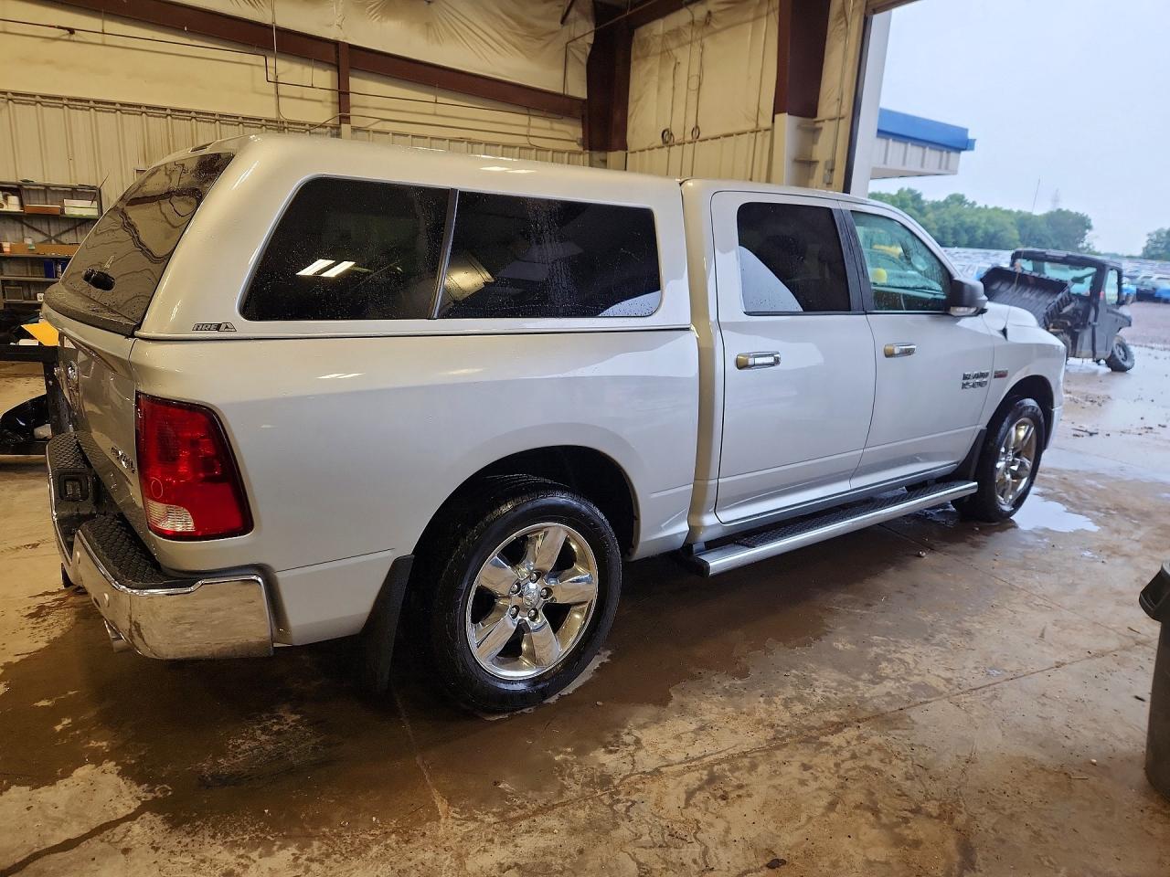 2018 RAM 1500 SLT — снимка 3