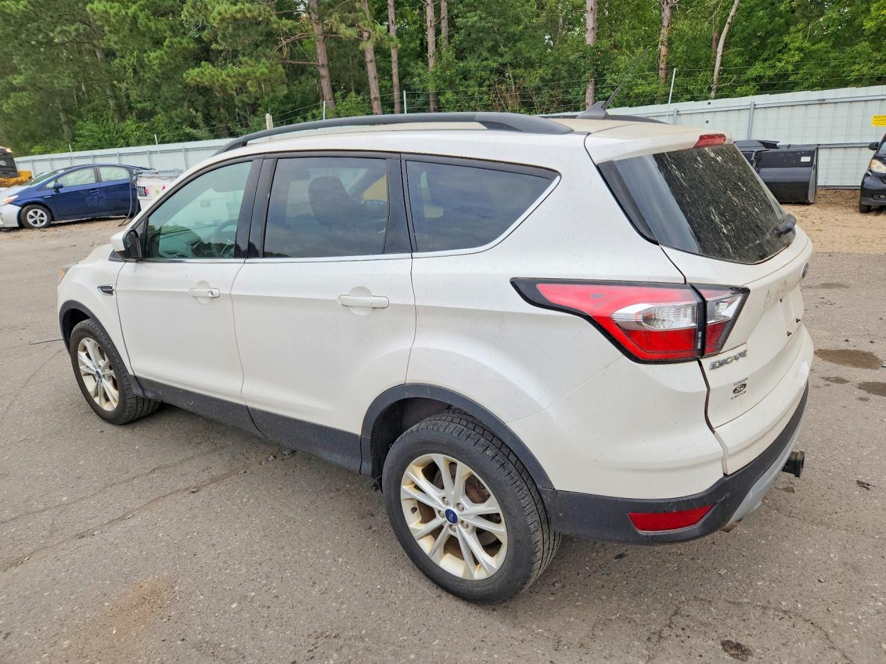 2018 FORD ESCAPE SE — снимка 2