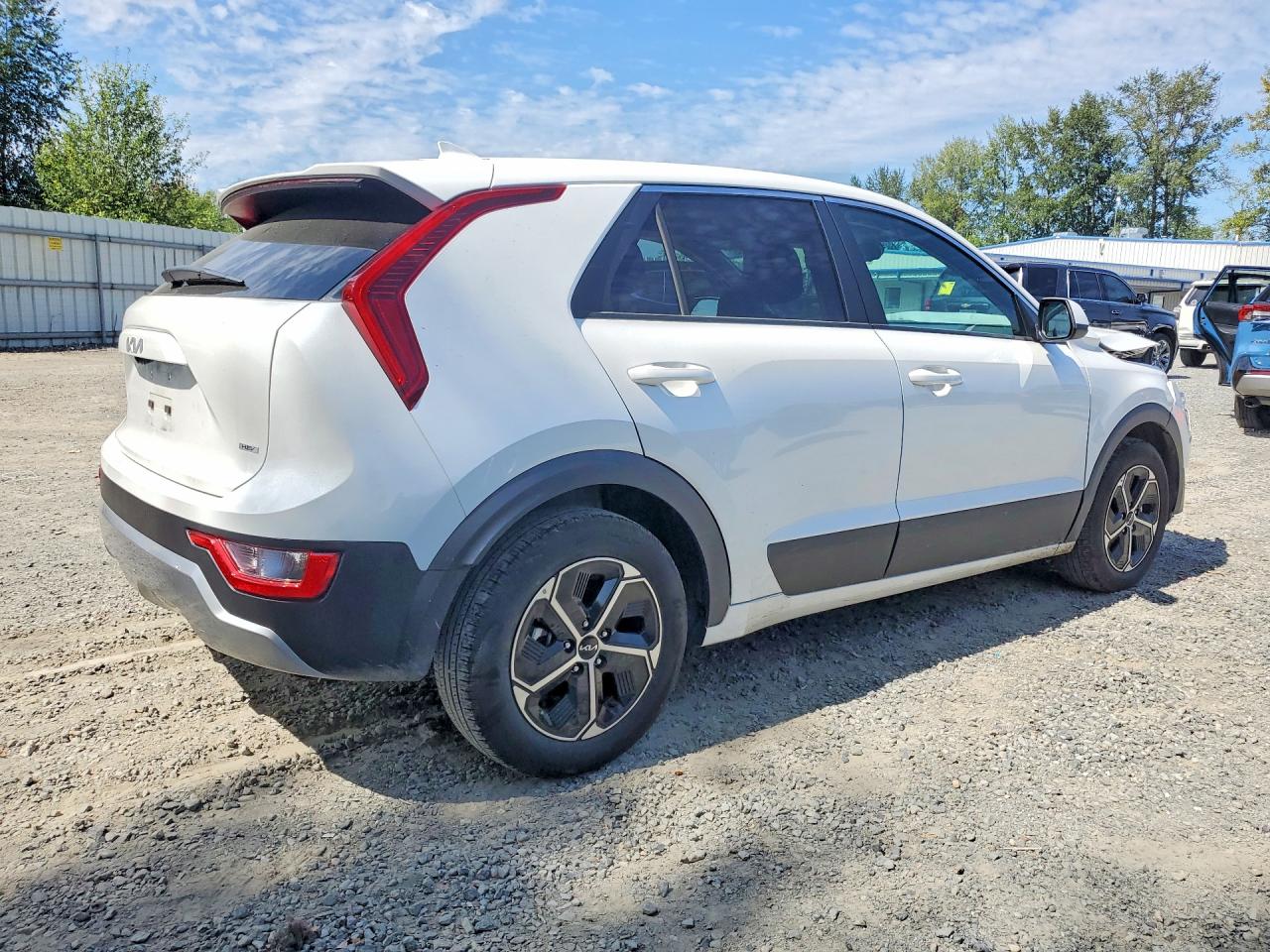 2026 KIA NIRO LX — снимка 3