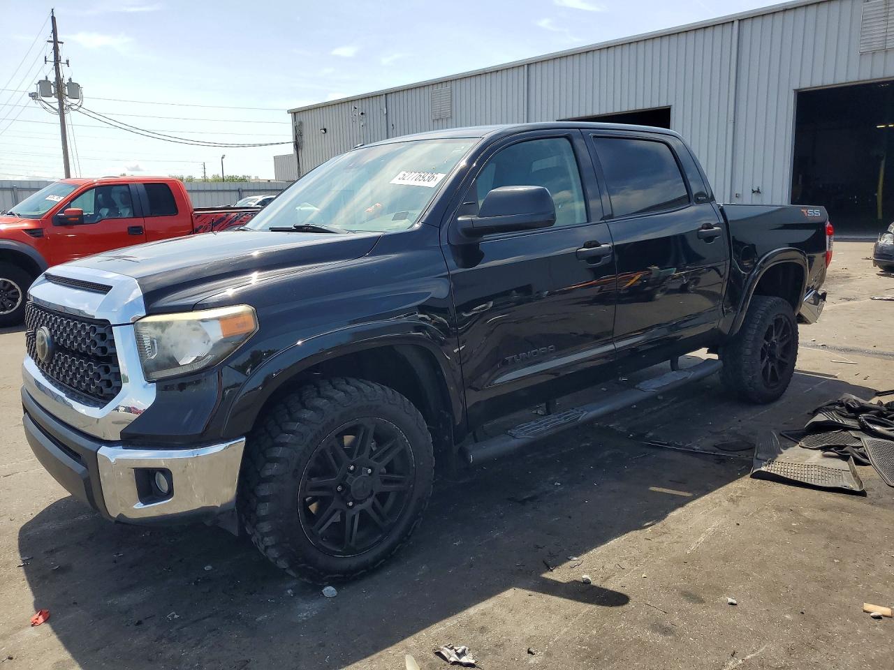 2019 TOYOTA TUNDRA CREWMAX SR5
