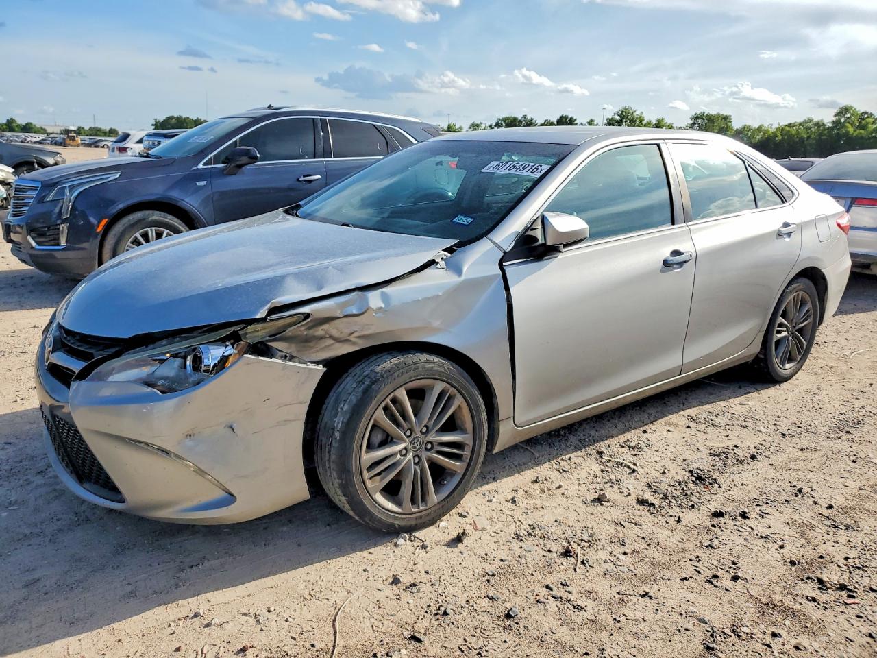 2015 TOYOTA CAMRY SE