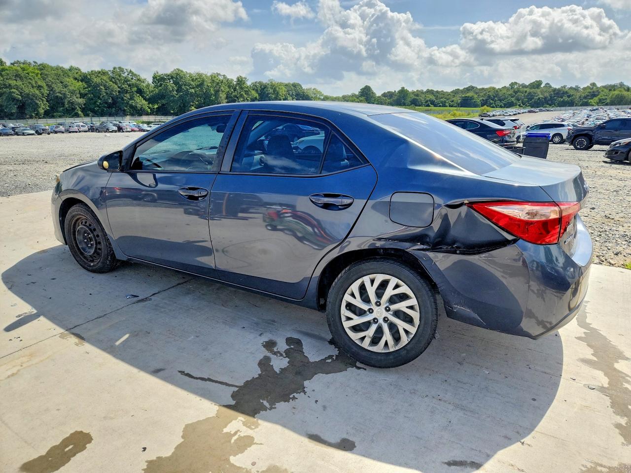 2017 TOYOTA COROLLA LE — снимка 2