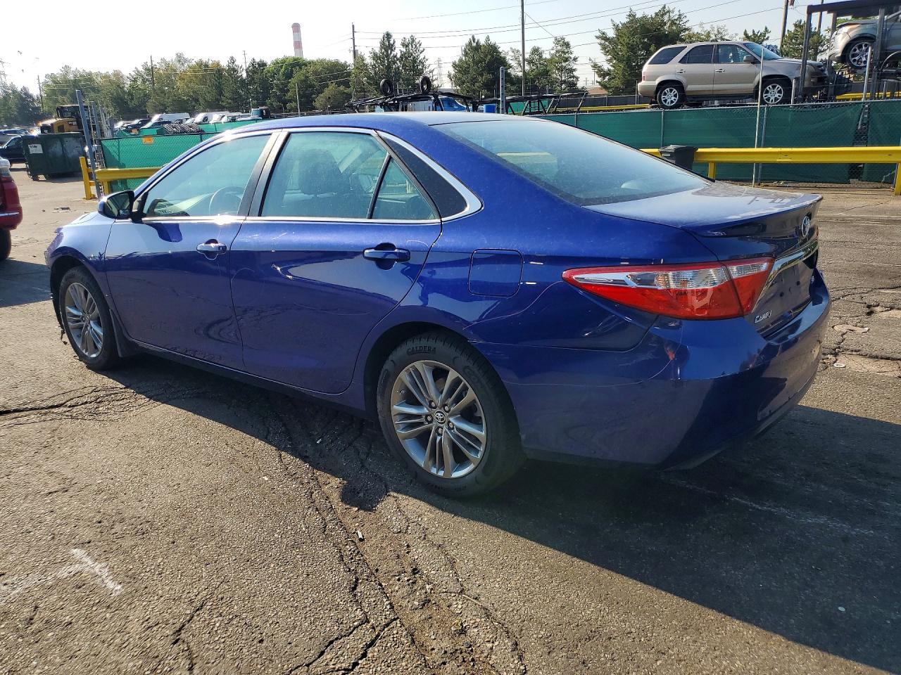 2016 TOYOTA CAMRY SE — снимка 2