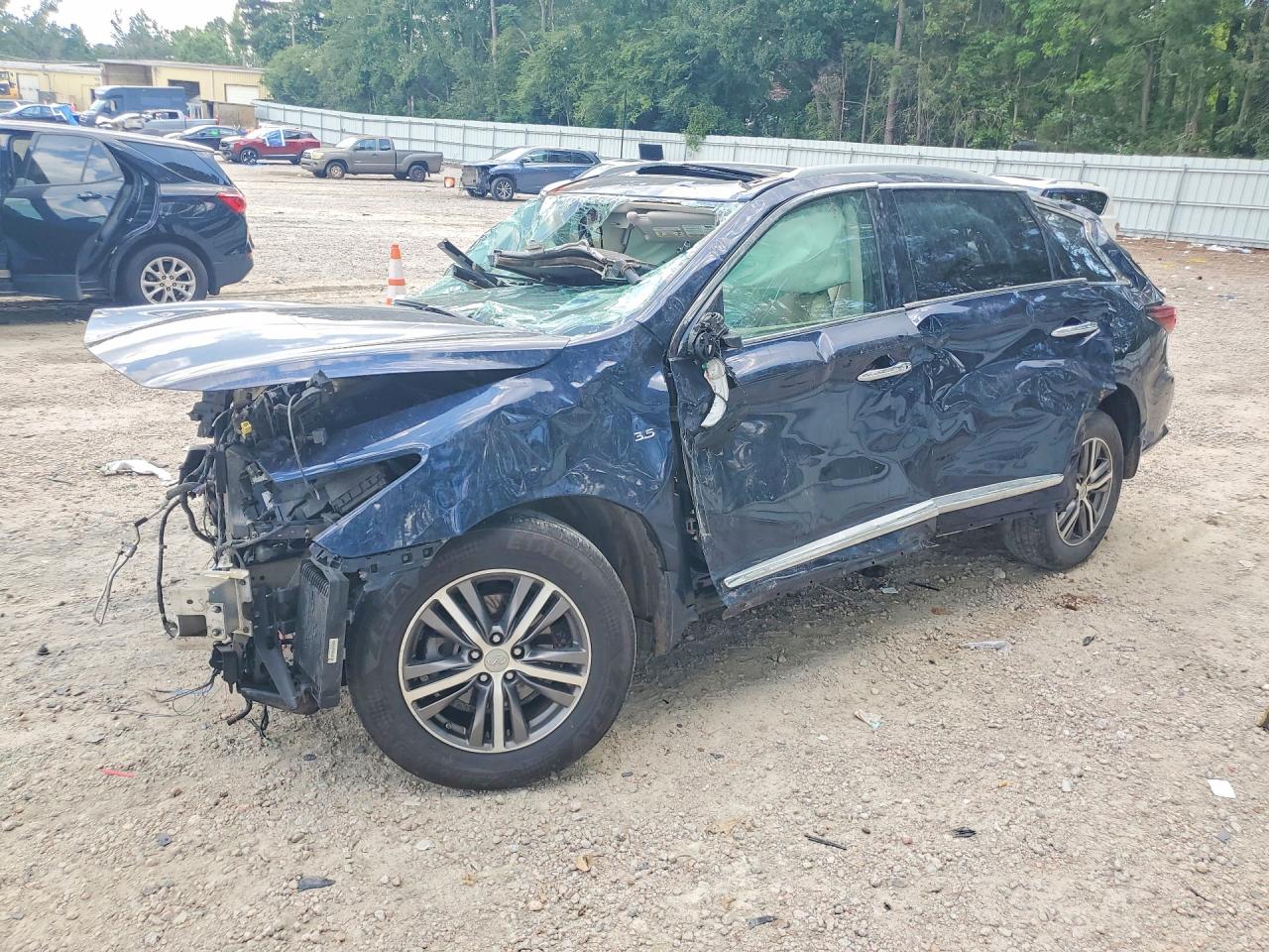 2017 INFINITI QX60 BASE