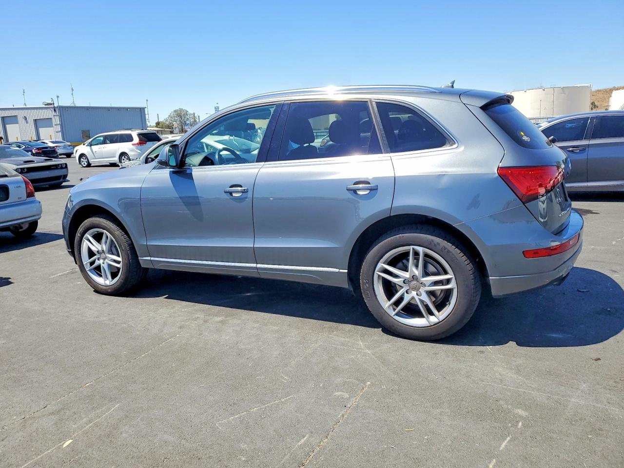2013 AUDI Q5 PREMIUM PLUS — снимка 2