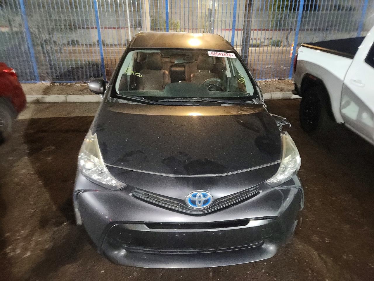 2015 TOYOTA PRIUS V THREE — снимка 5