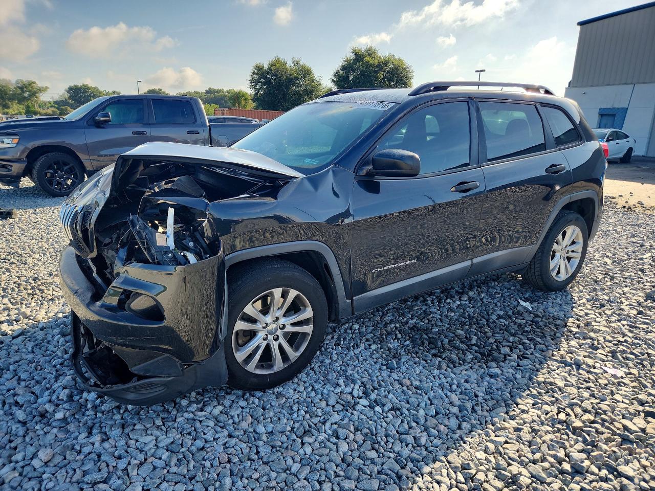 2015 JEEP CHEROKEE SPORT