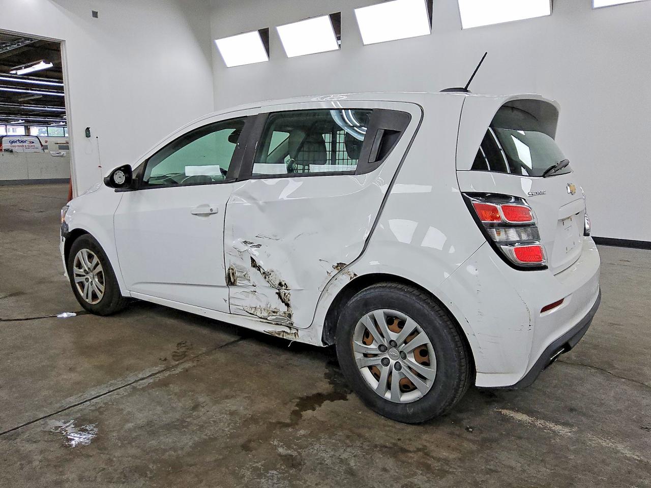 2019 CHEVROLET SONIC — снимка 2