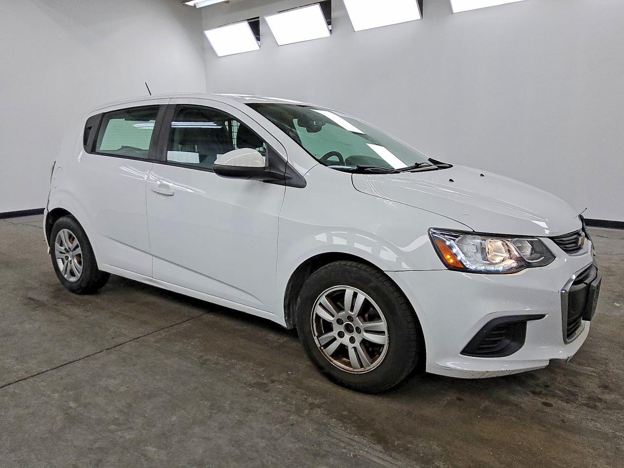 2019 CHEVROLET SONIC — снимка 4