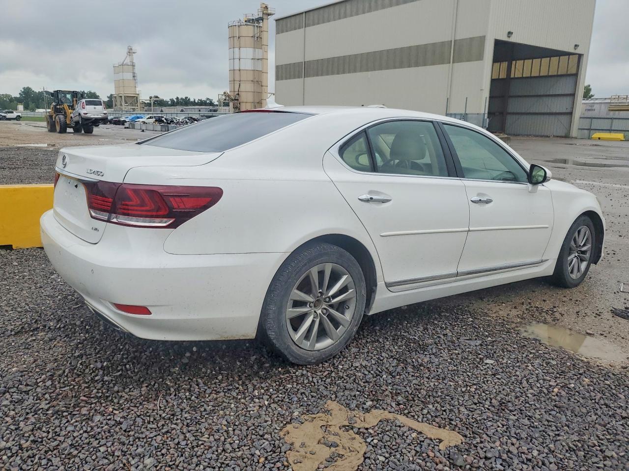 2013 LEXUS LS 460 — снимка 3