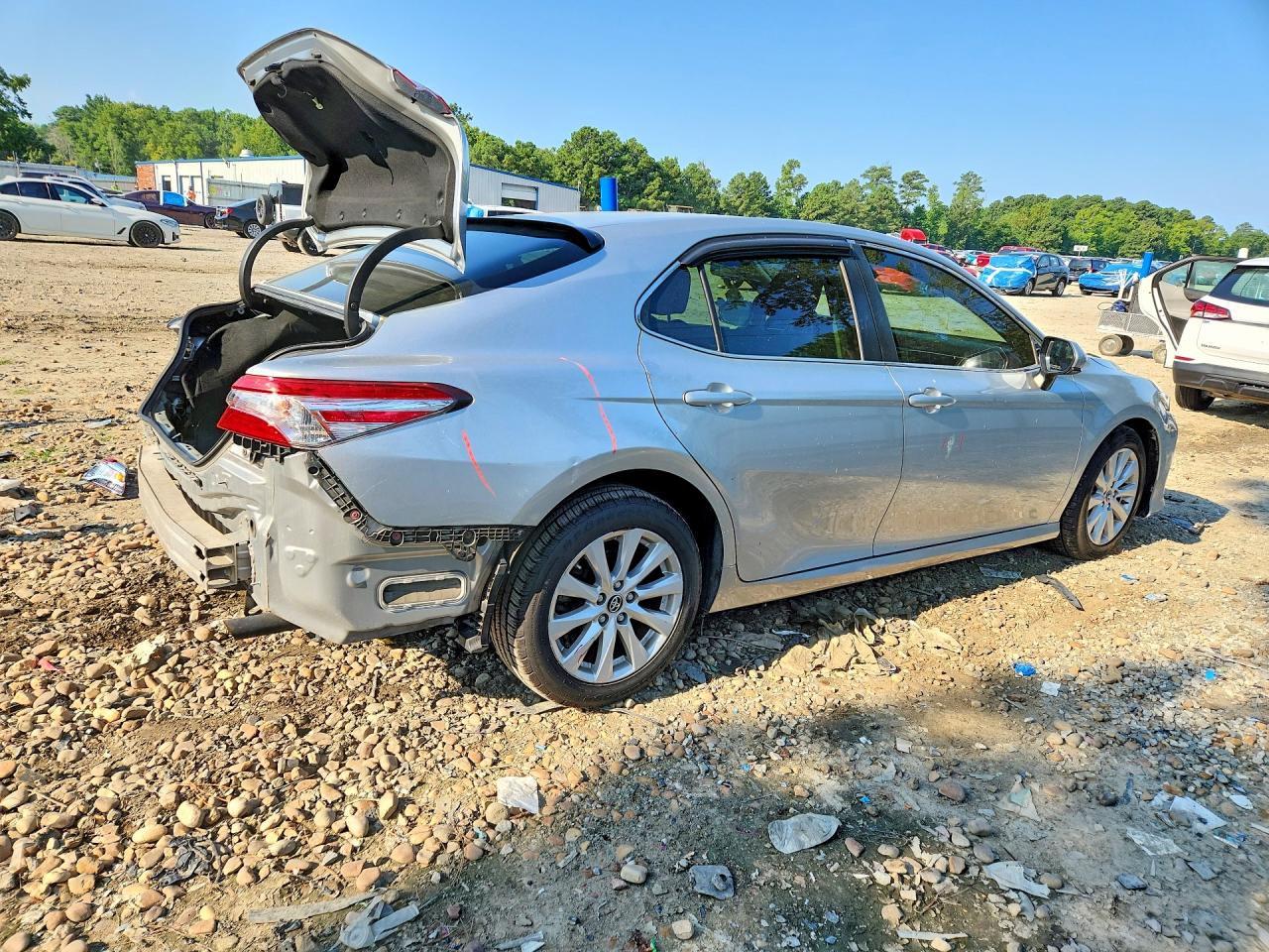 2018 TOYOTA CAMRY LE — снимка 3