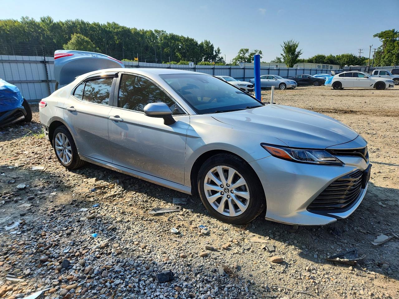 2018 TOYOTA CAMRY LE — снимка 4