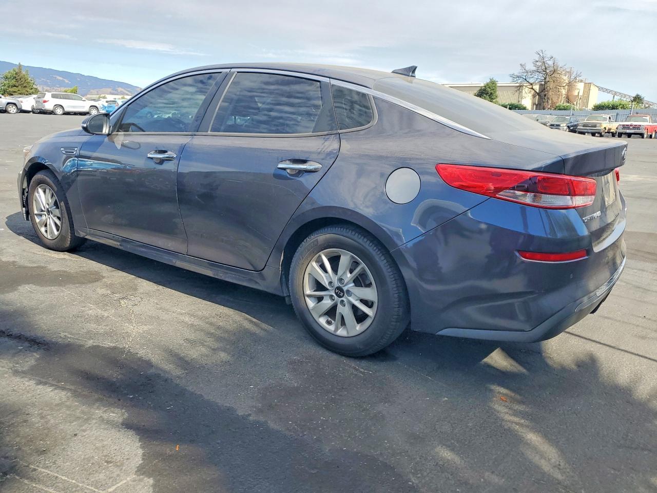 2019 KIA OPTIMA LX — снимка 2