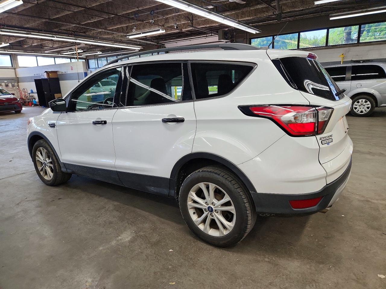 2018 FORD ESCAPE SE — снимка 2