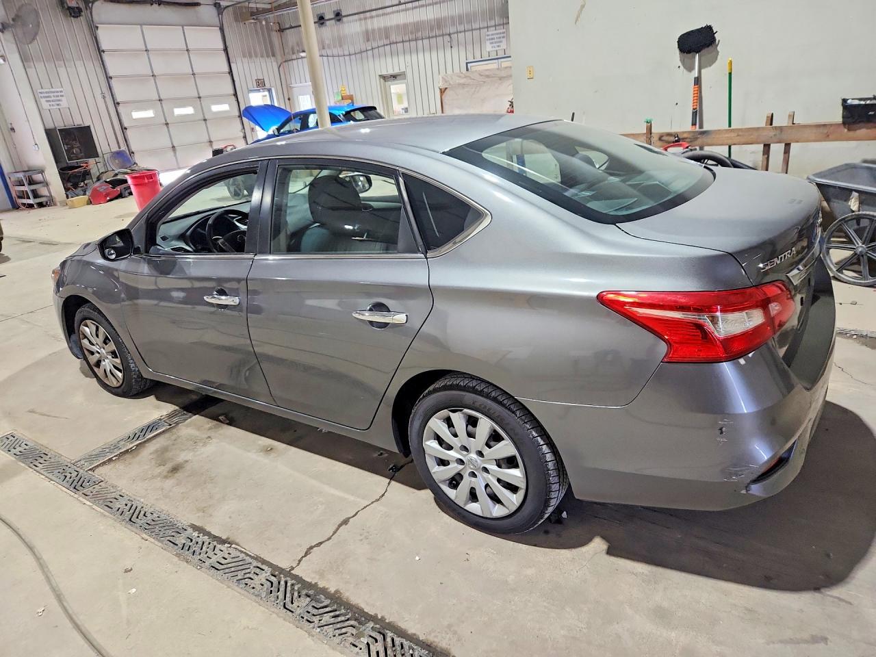 2016 NISSAN SENTRA S — снимка 2