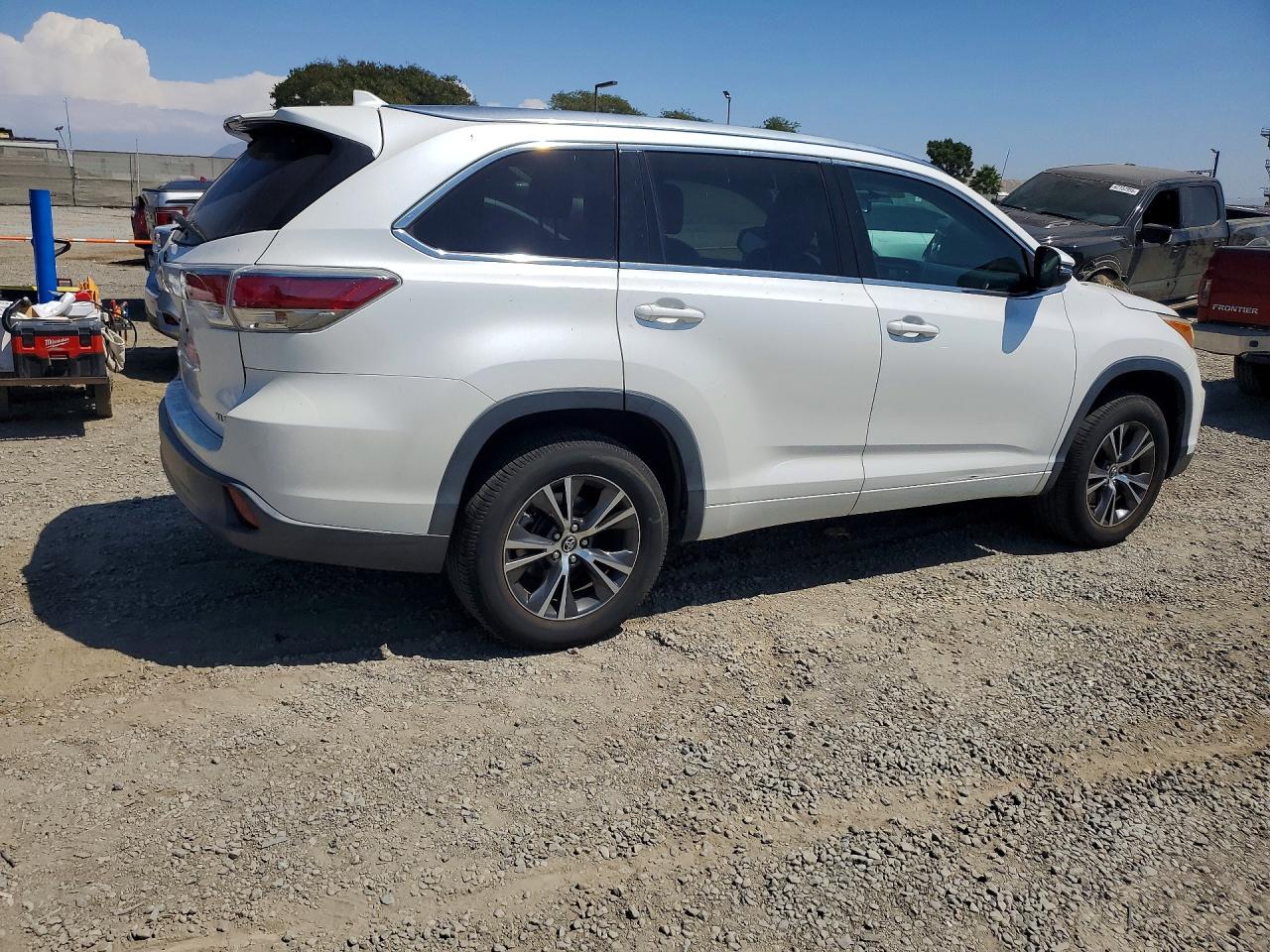 2016 TOYOTA HIGHLANDER XLE — снимка 3