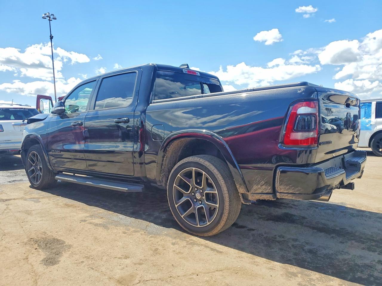 2019 RAM 1500 LARAMIE — снимка 2