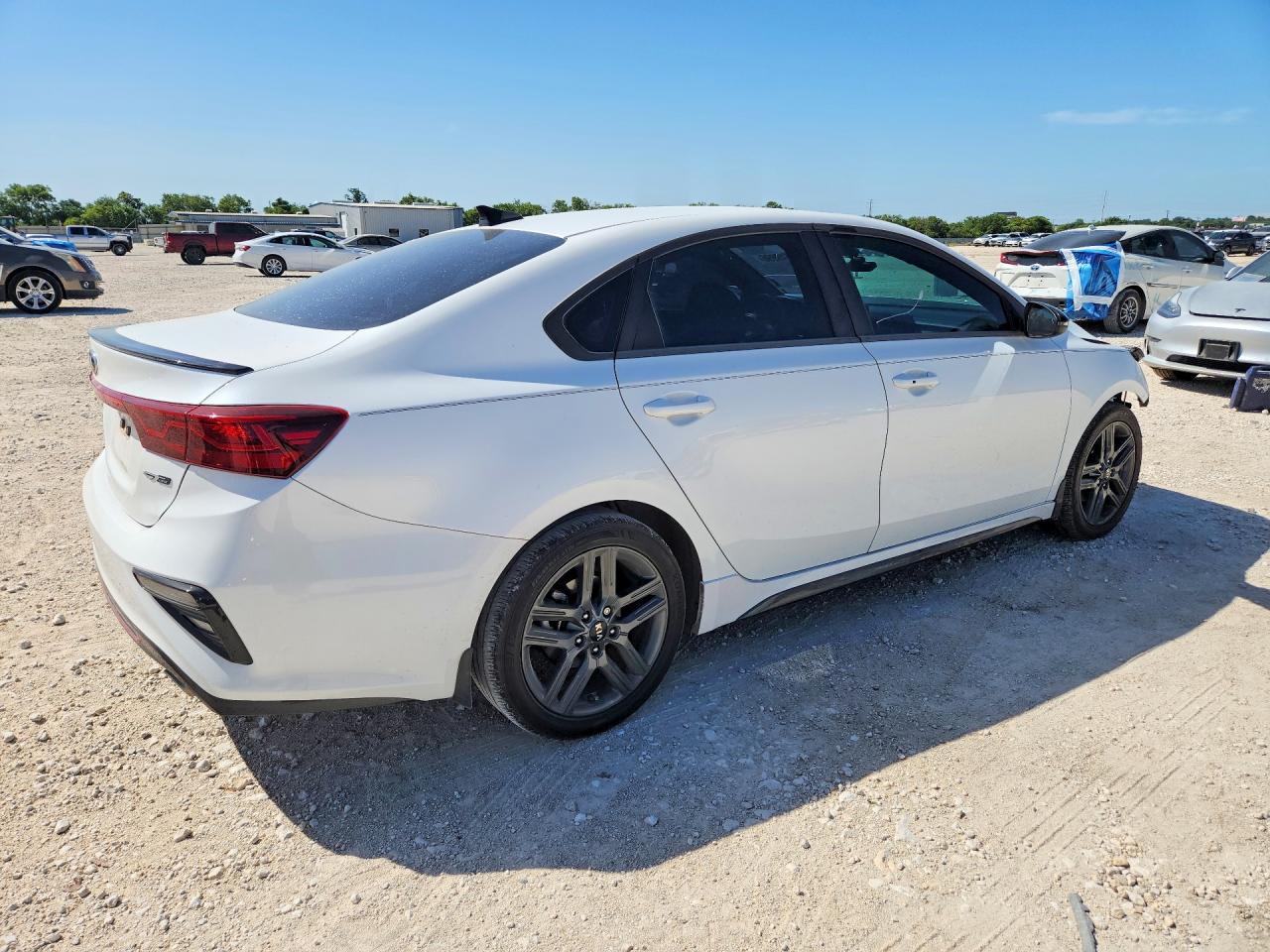 2021 KIA FORTE GT LINE — снимка 3