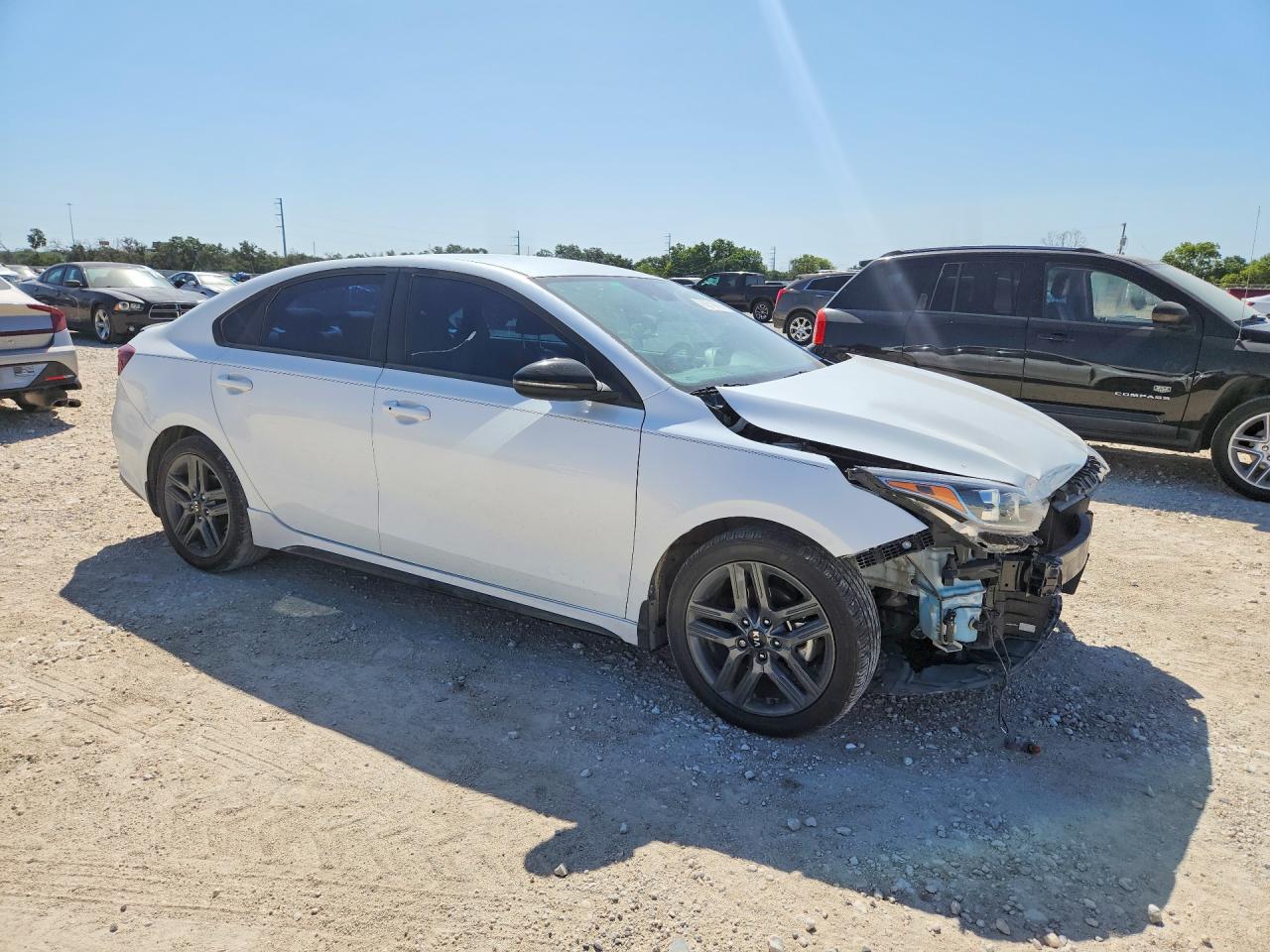 2021 KIA FORTE GT LINE — снимка 4