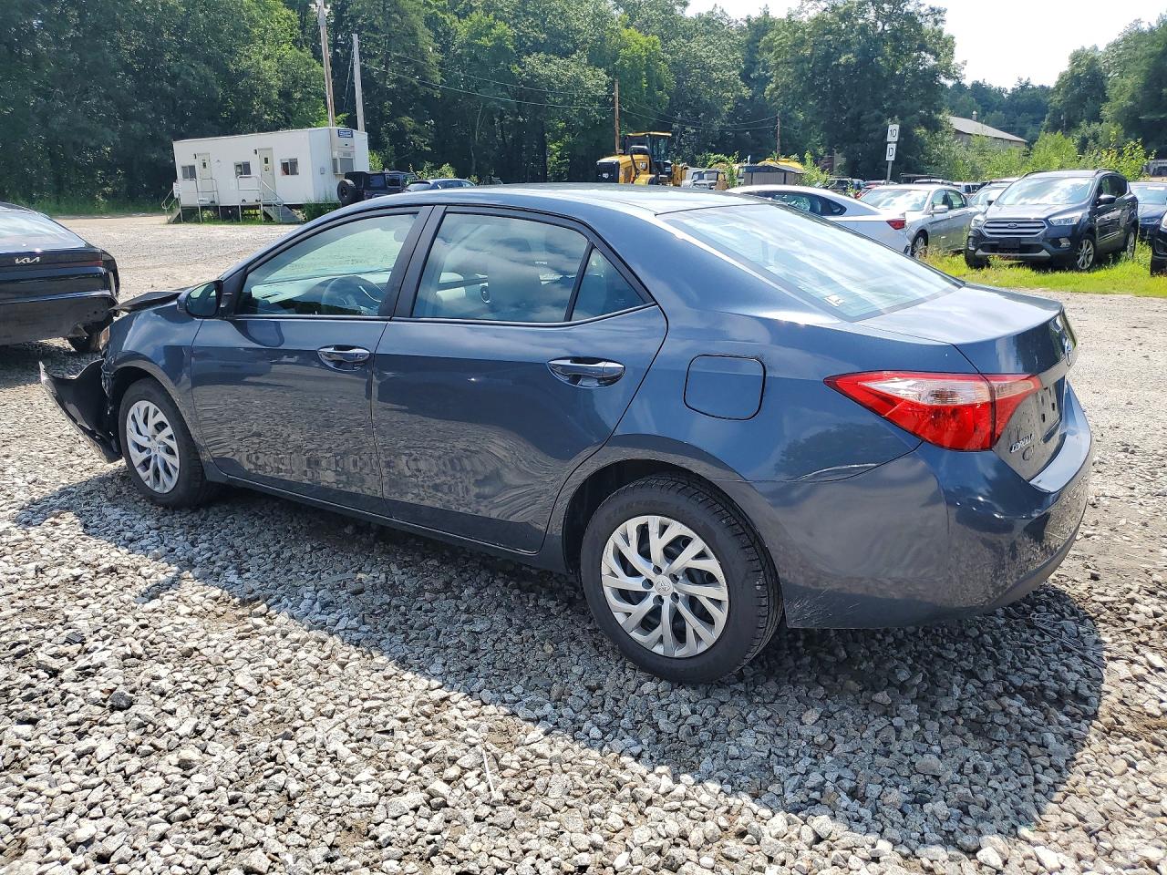 2017 TOYOTA COROLLA LE — снимка 2