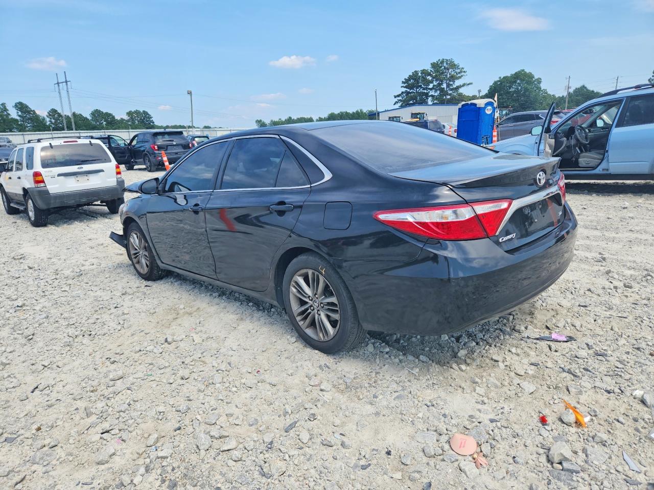 2015 TOYOTA CAMRY SE — снимка 2