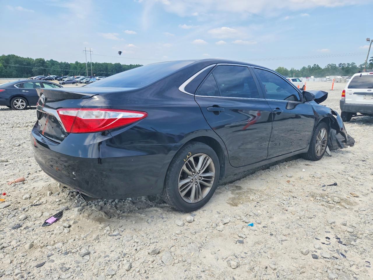 2015 TOYOTA CAMRY SE — снимка 3