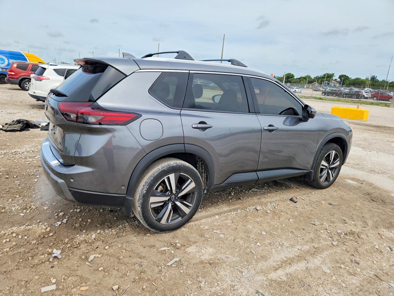 2024 NISSAN ROGUE SL — снимка 3