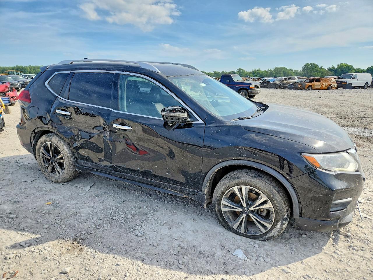 2019 NISSAN ROGUE SV — снимка 4