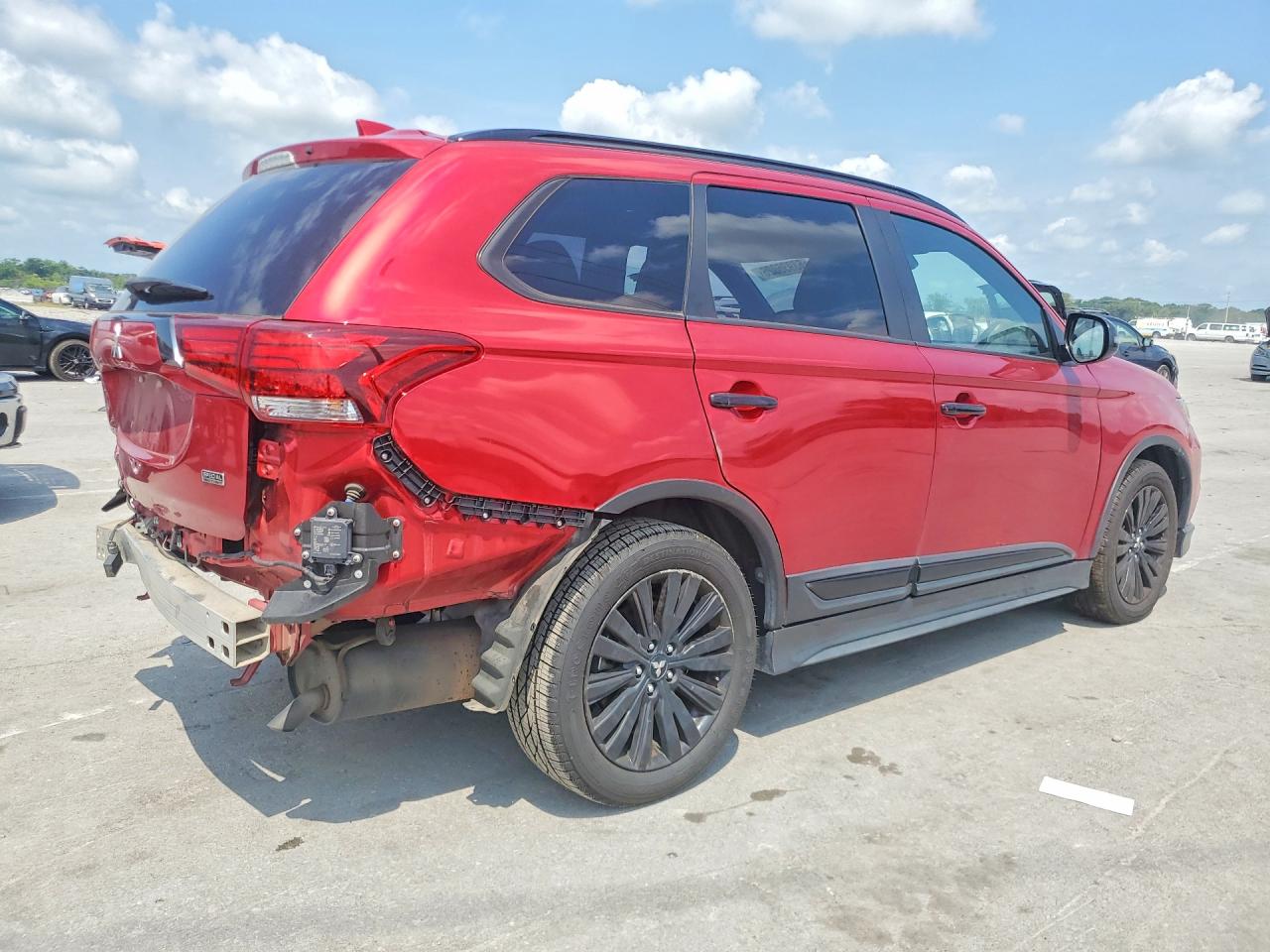 2020 MITSUBISHI OUTLANDER SE — снимка 3