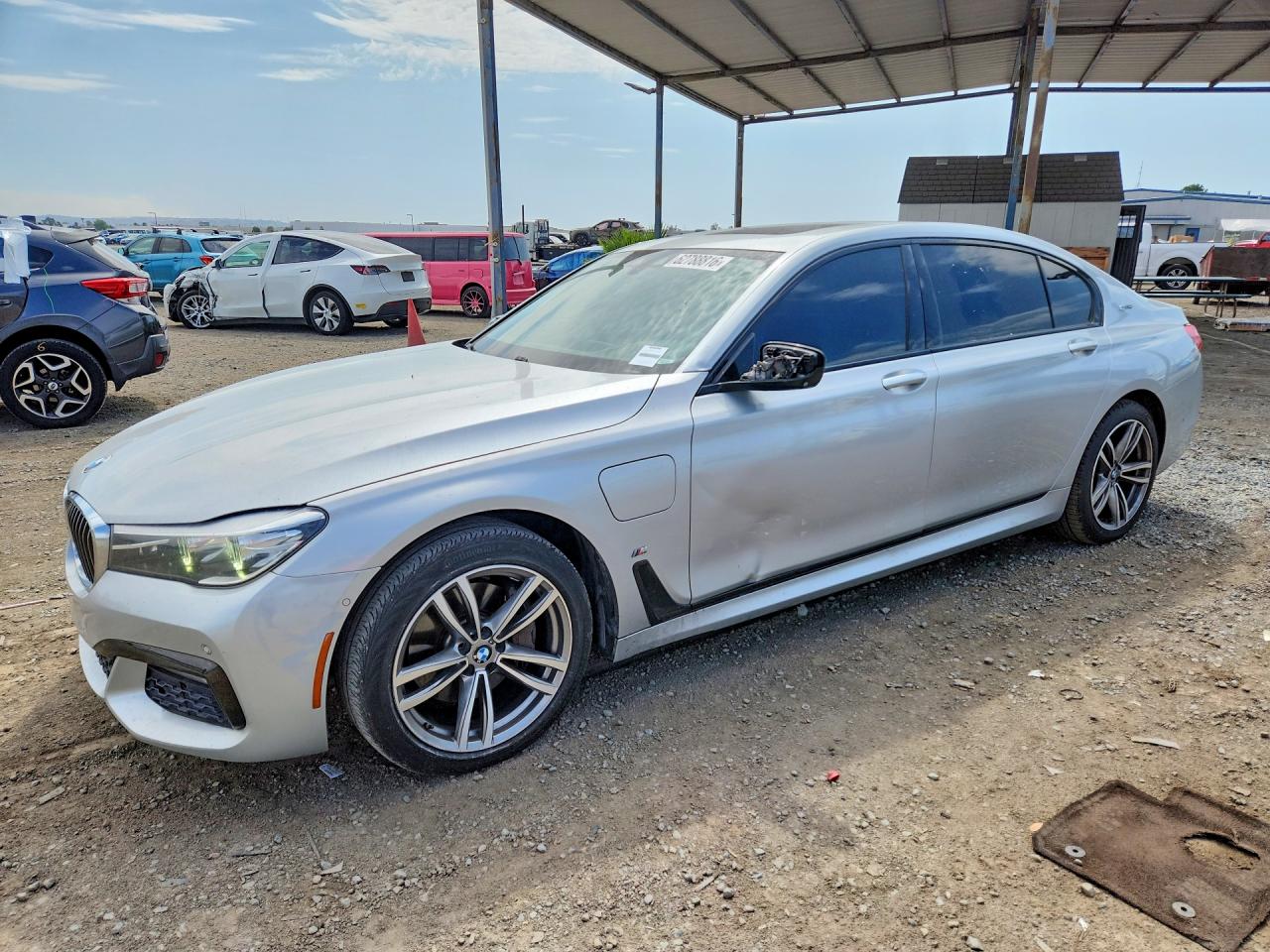 2017 BMW 740 XE