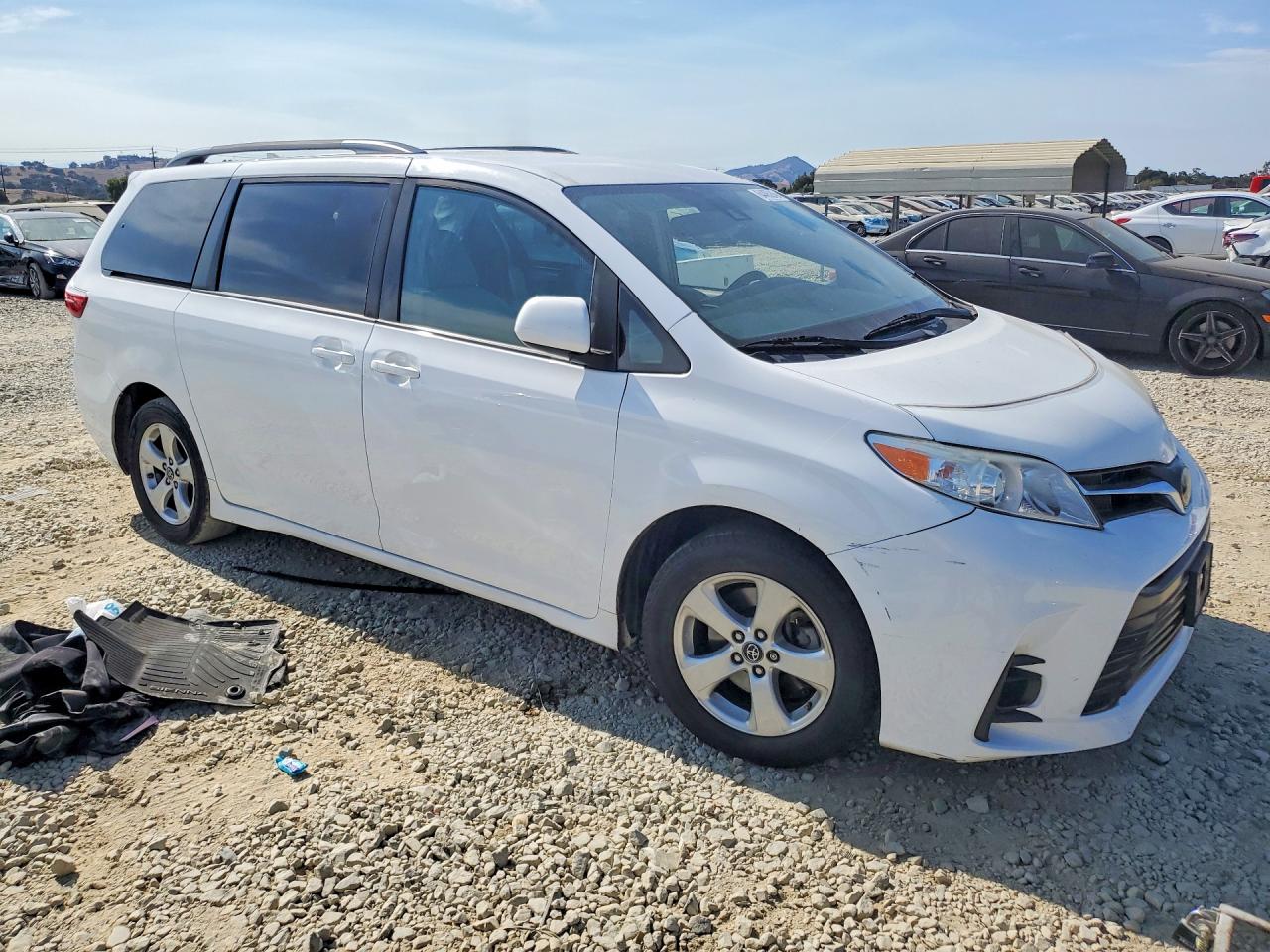2018 TOYOTA SIENNA LE — снимка 4