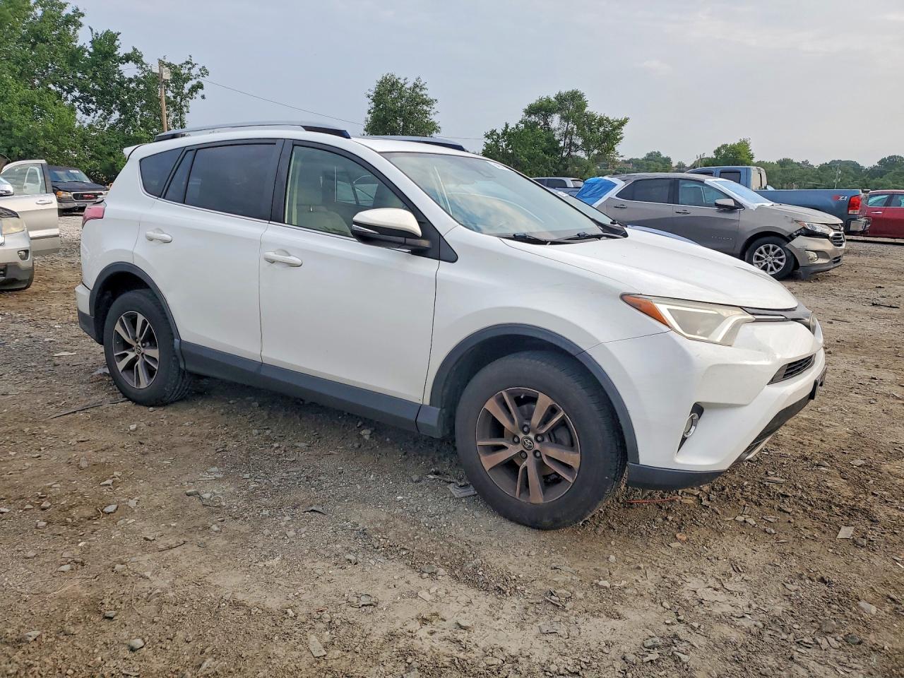 2018 TOYOTA RAV4 XLE — снимка 4