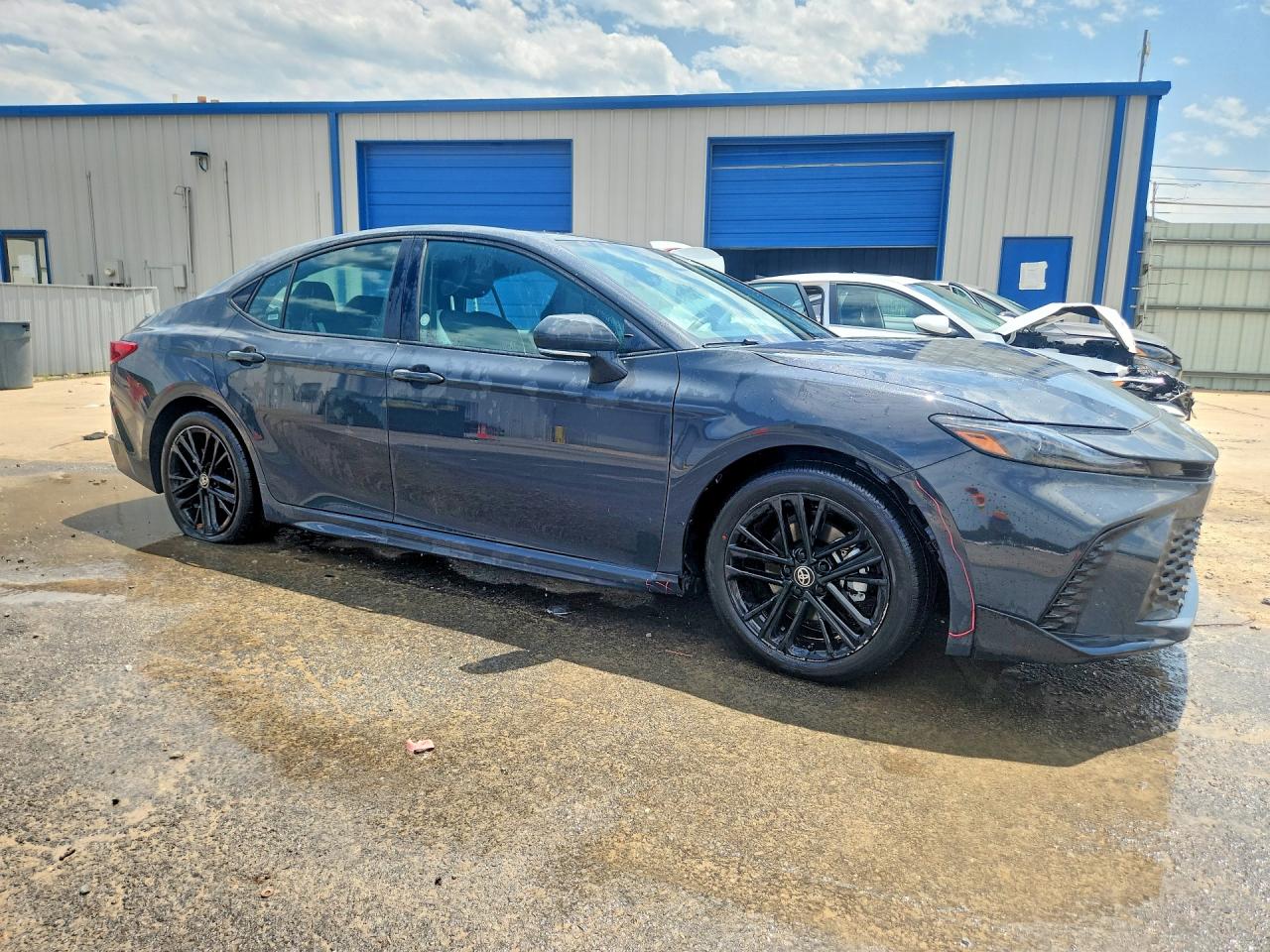 2026 TOYOTA CAMRY SE — снимка 4