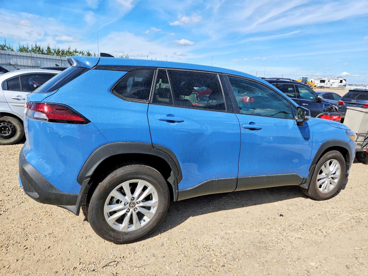 2026 TOYOTA COROLLA CROSS LE — снимка 3