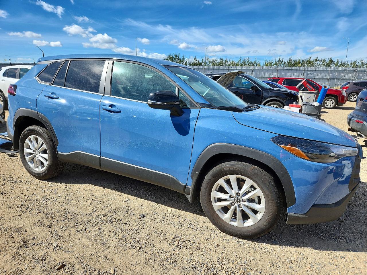 2026 TOYOTA COROLLA CROSS LE — снимка 4