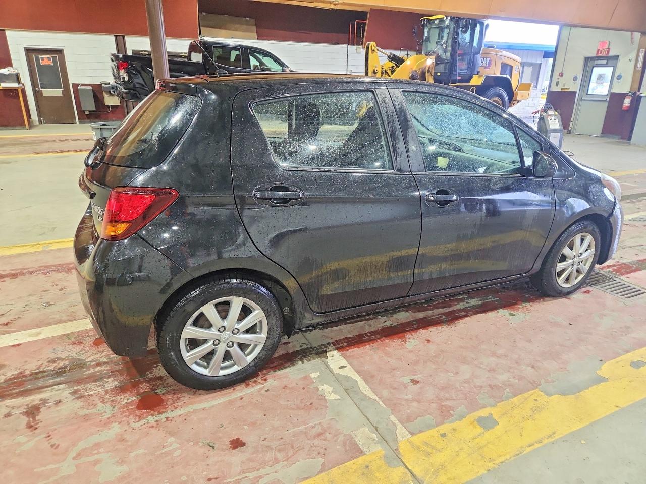2015 TOYOTA YARIS 5-DOOR LE — снимка 3