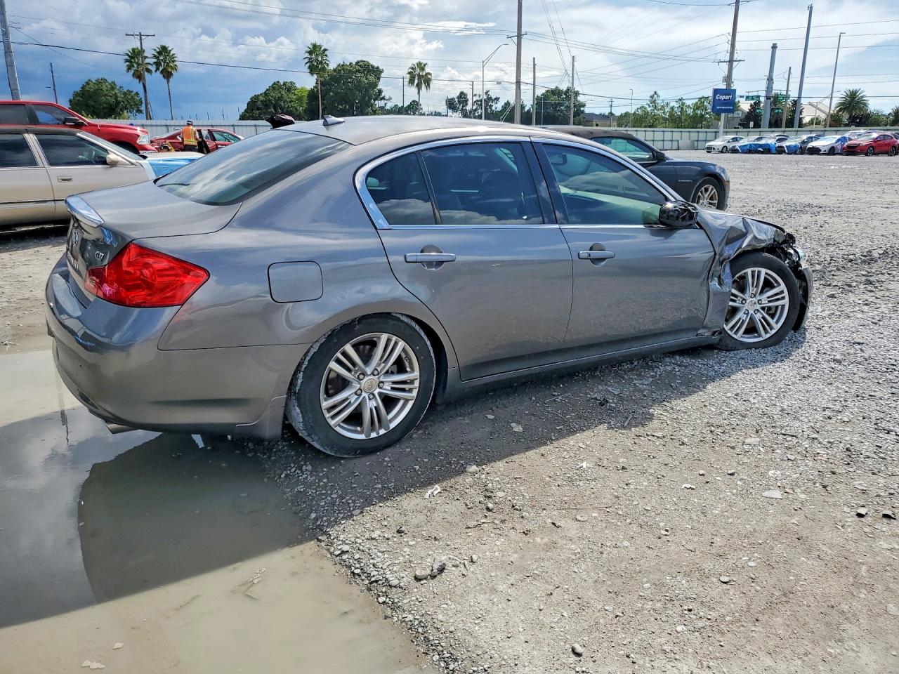 2013 INFINITI G37 SEDAN JOURNEY — снимка 3