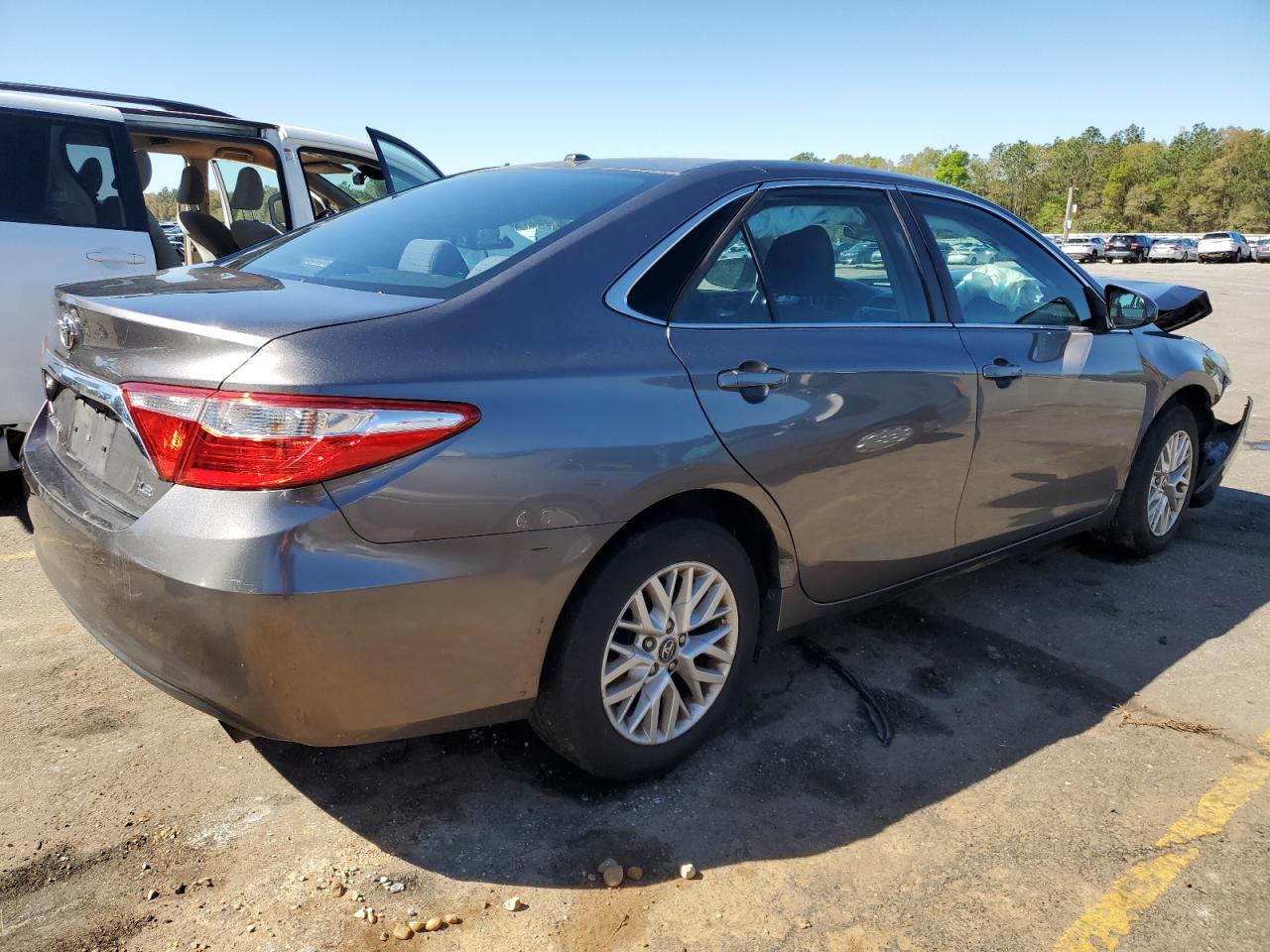2017 TOYOTA CAMRY LE — снимка 3