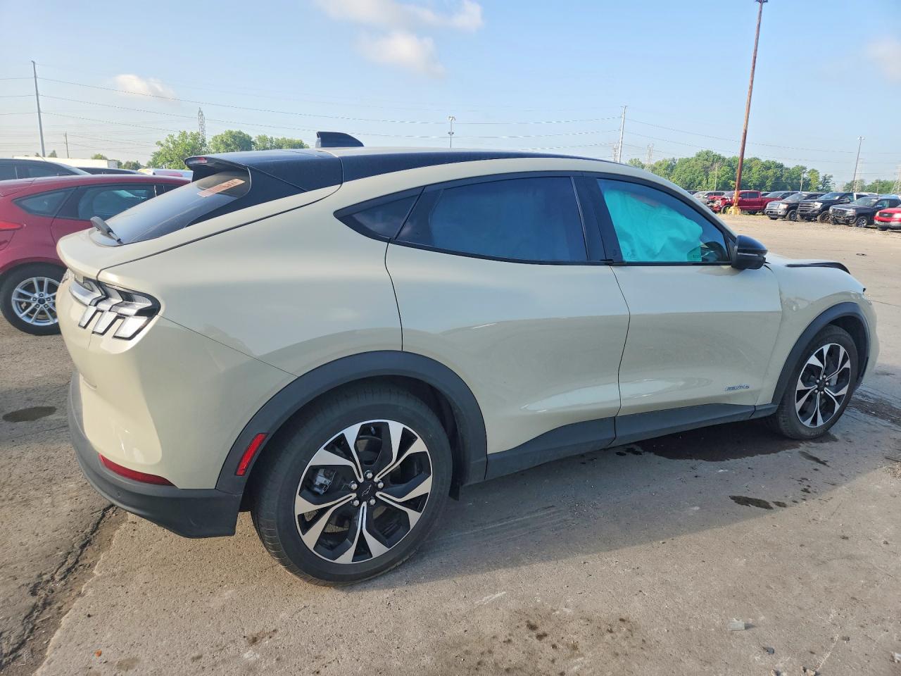 2025 FORD MUSTANG MACH-E SELECT — снимка 3