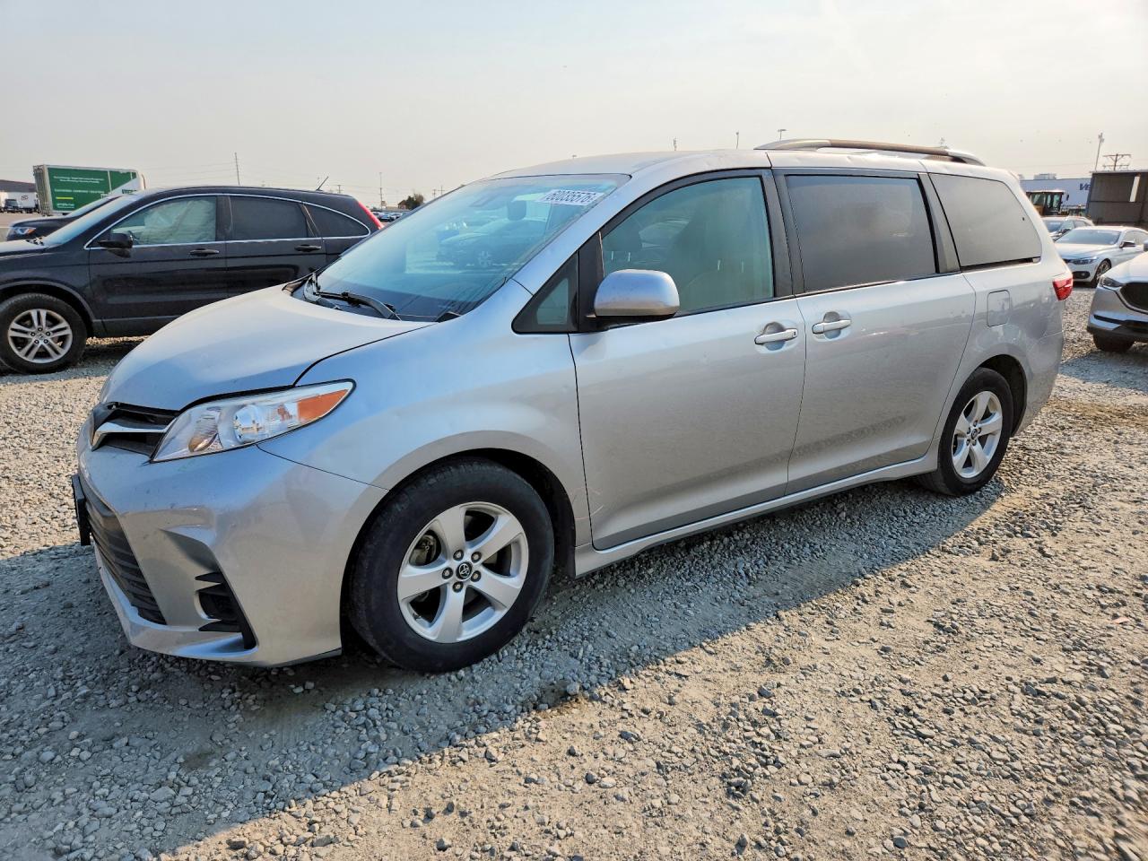 2019 TOYOTA SIENNA LE