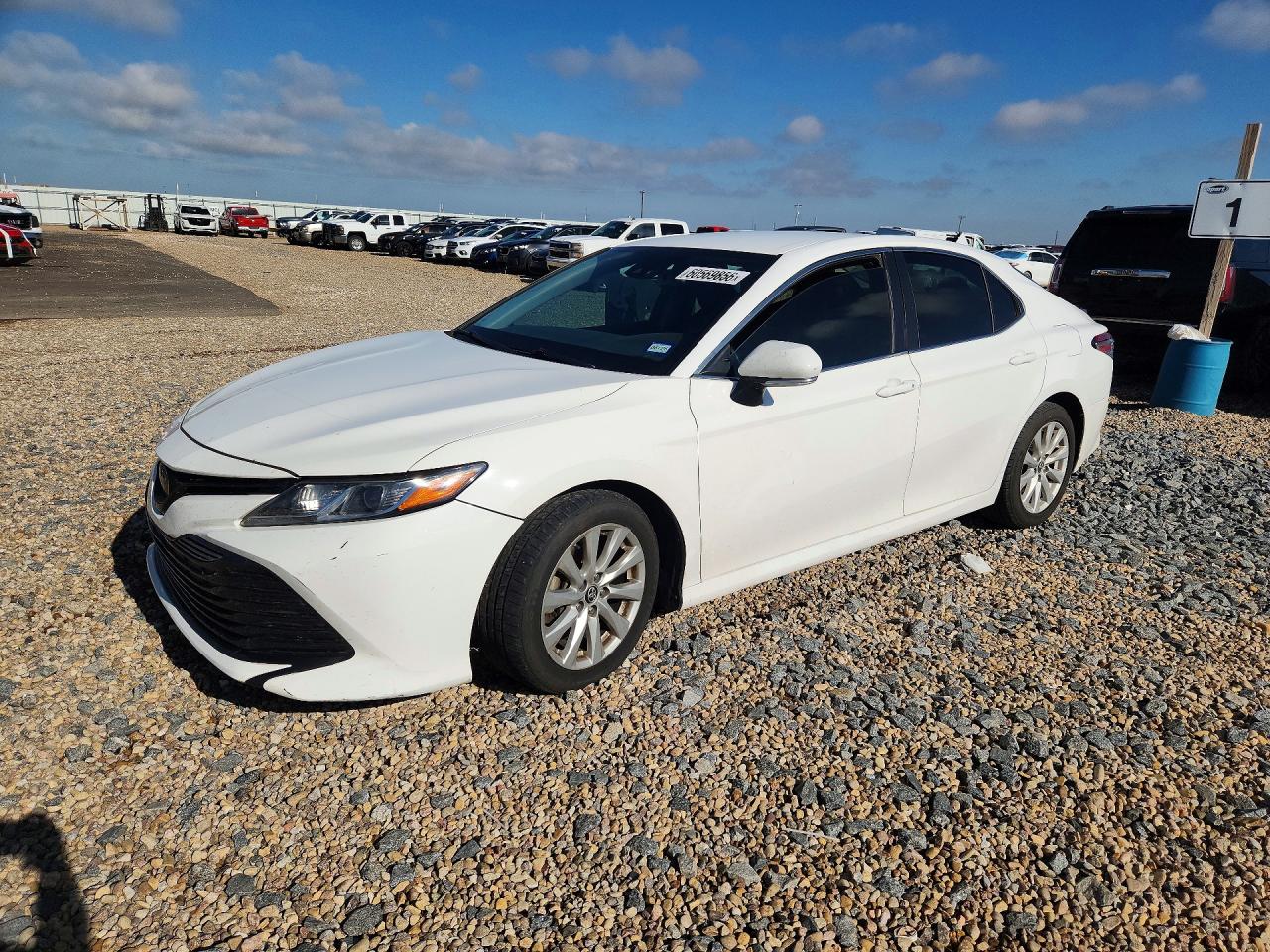 2018 TOYOTA CAMRY LE