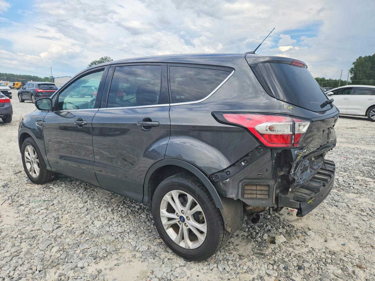 2017 FORD ESCAPE SE — снимка 2